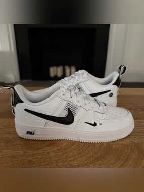 Nike Air Force 1 LV8 Utility PS “Overbranding” - PS Sizes - (AV4272-100)
